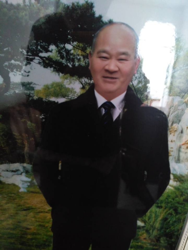 老方丈的第一张照片--青岛相亲服务中心
