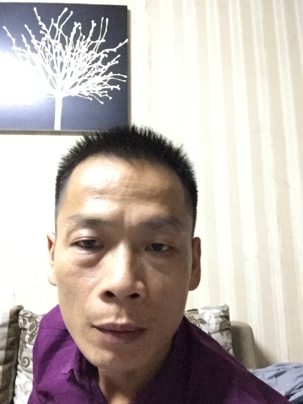 alongzhe的第一张照片--青岛相亲服务中心