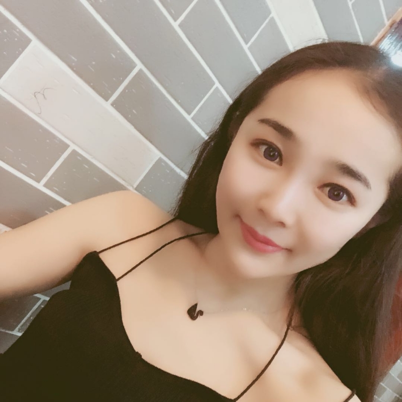 诗琪的第一张照片--青岛相亲服务中心