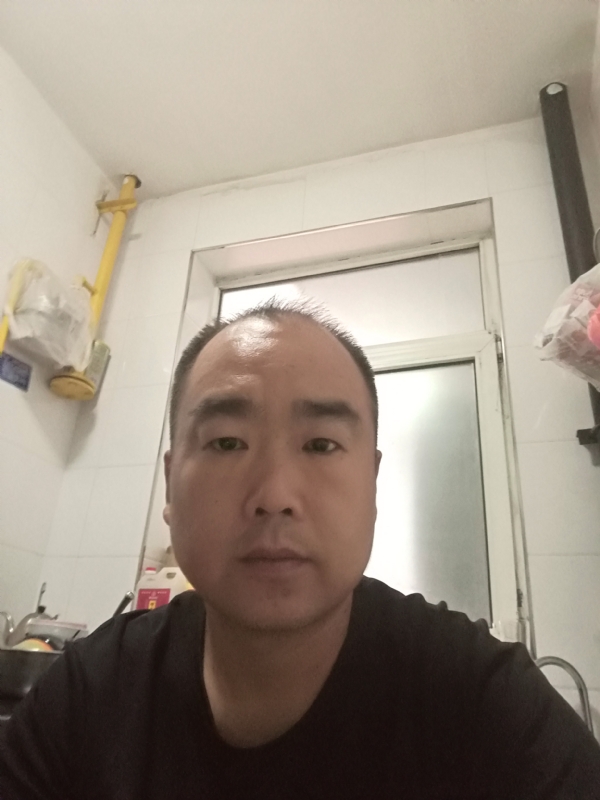 我的心很迷茫的第一张照片--青岛相亲服务中心