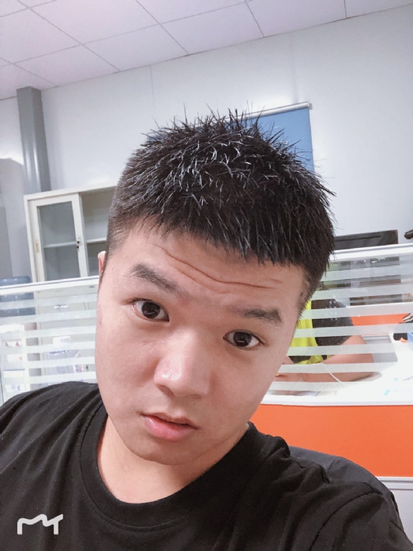 不忘初心的第一张照片--青岛相亲服务中心