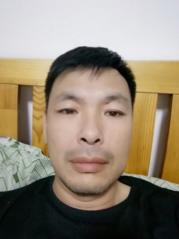 不爱当牛的第一张照片--青岛相亲服务中心