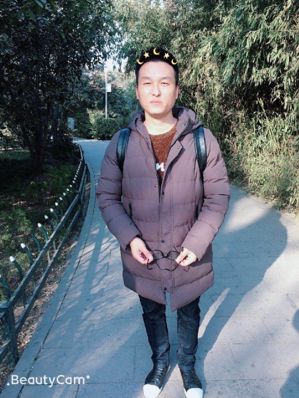 马儿的第一张照片--青岛相亲服务中心