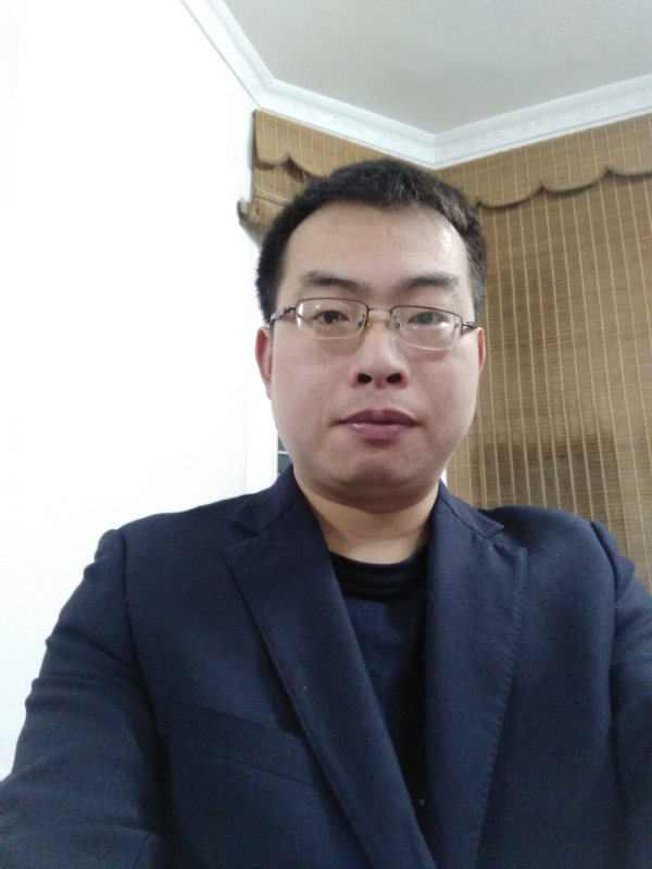 简单爱的第一张照片--青岛相亲服务中心