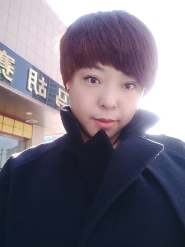 霞儿的第一张照片--青岛相亲服务中心