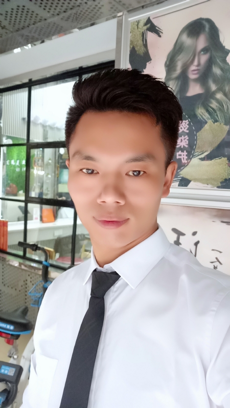 阳光男士的第一张照片--青岛相亲服务中心