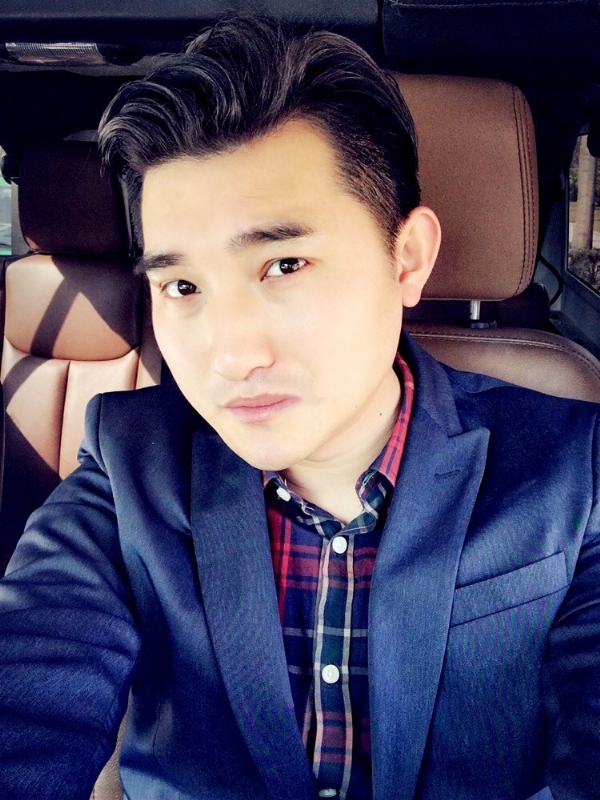 奋斗的第三张照片--青岛相亲服务中心