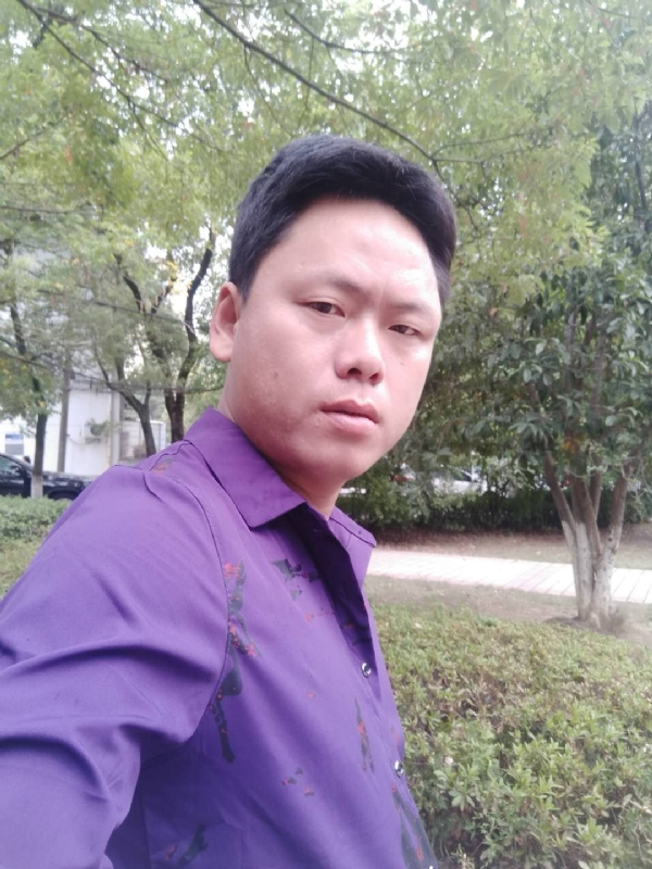 黄龙飞的第一张照片--青岛相亲服务中心