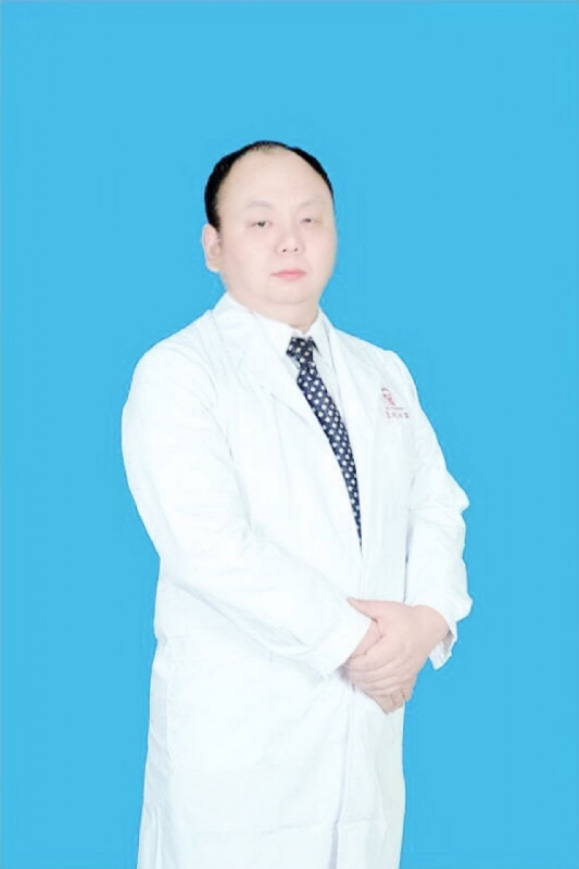 小村医的第一张照片--青岛相亲服务中心