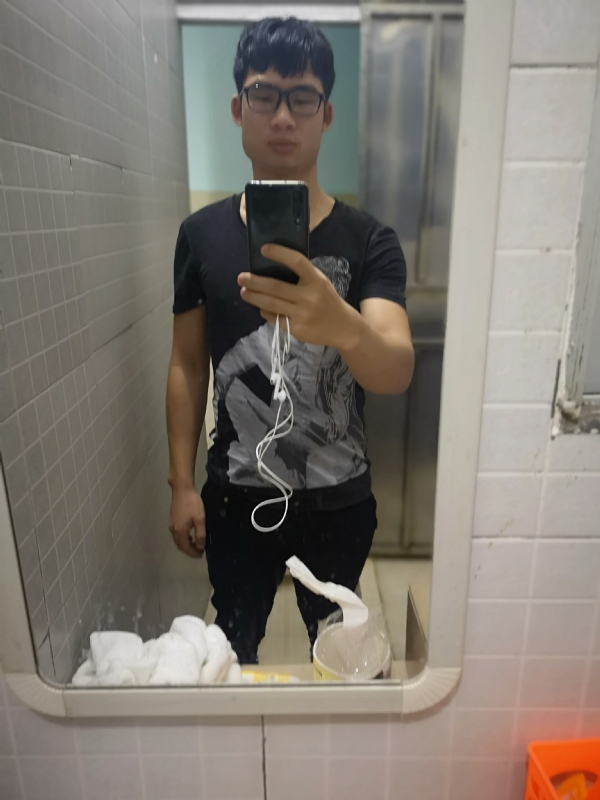 右手的执着的第一张照片--青岛相亲服务中心