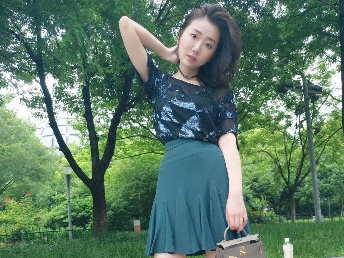 Ella的第三张照片--青岛相亲服务中心