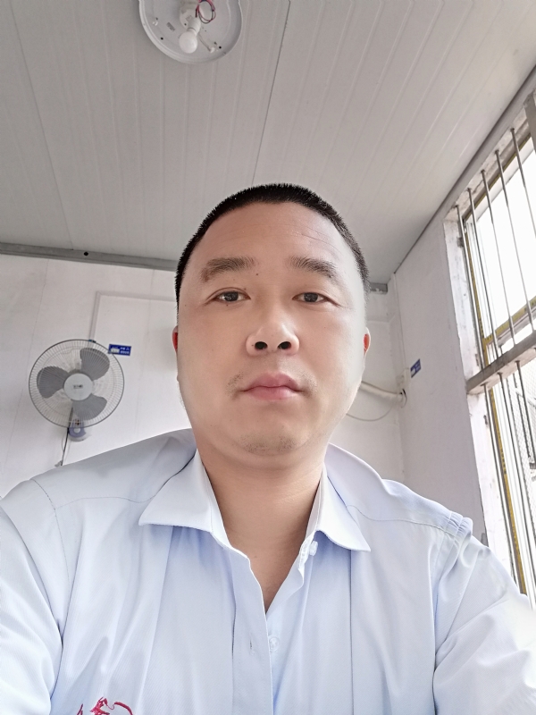 平安的第一张照片--青岛相亲服务中心