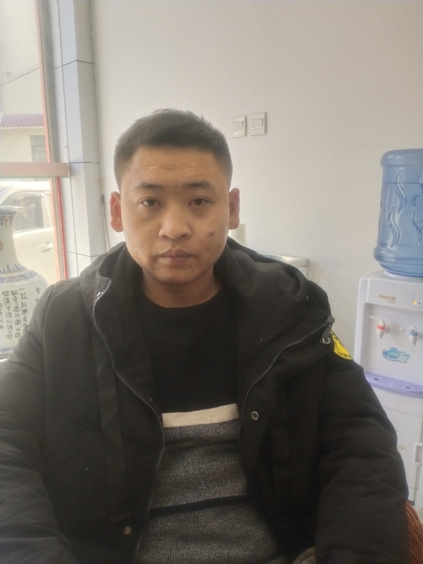 瞿波的第一张照片--青岛相亲服务中心