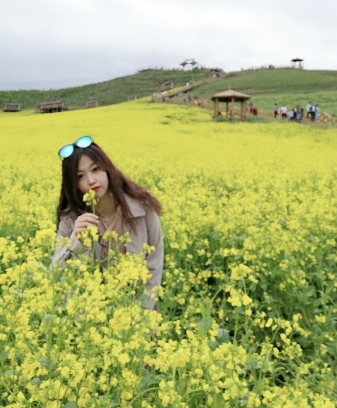 小桃花的第二张照片--青岛相亲服务中心