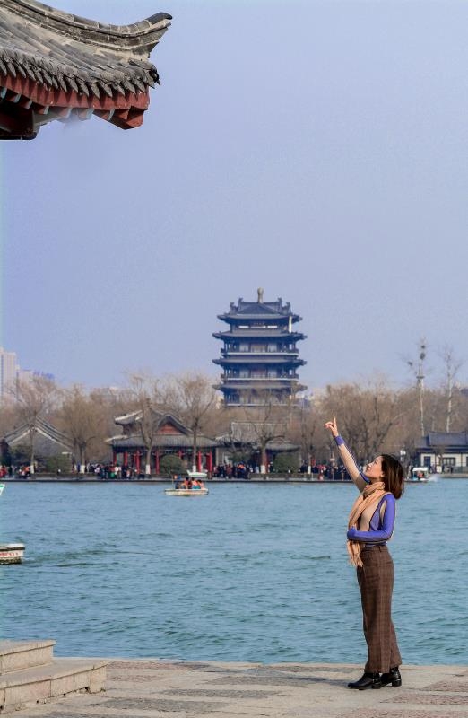 深水百合的第一张照片--青岛相亲服务中心