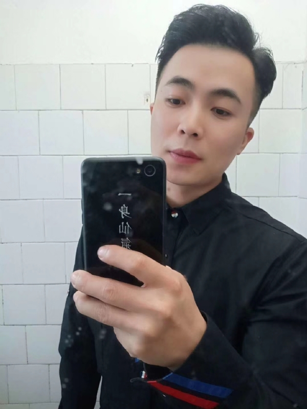画地为牢的第一张照片--青岛相亲服务中心