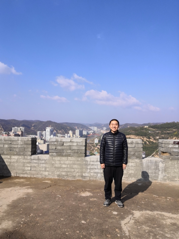 人间不值得的第一张照片--青岛相亲服务中心