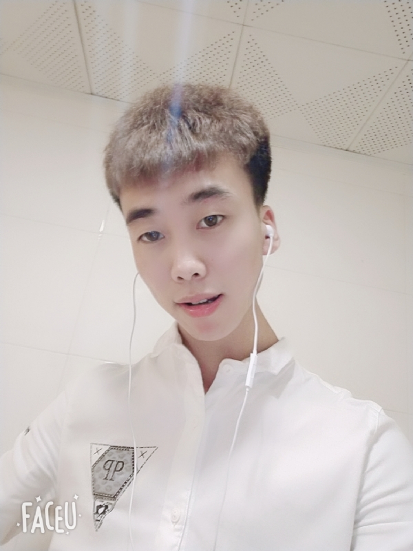 晚枫的第二张照片--青岛相亲服务中心