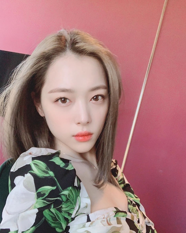 练练不舍的第一张照片--青岛相亲服务中心