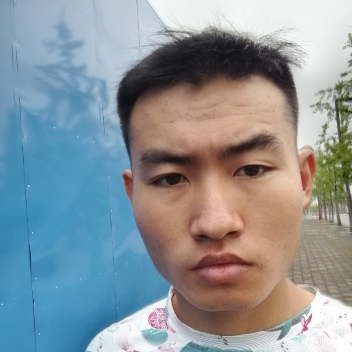 爱一个哦的第一张照片--青岛相亲服务中心