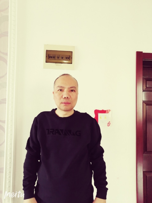 酒香四溢的第三张照片--青岛相亲服务中心