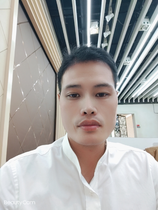 一米阳光的第二张照片--青岛相亲服务中心