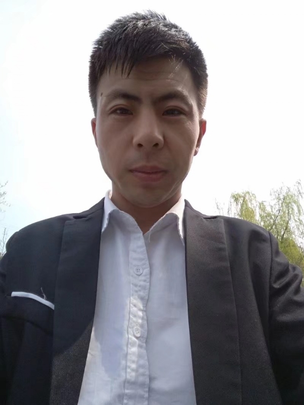 许以飞翔的第一张照片--青岛相亲服务中心