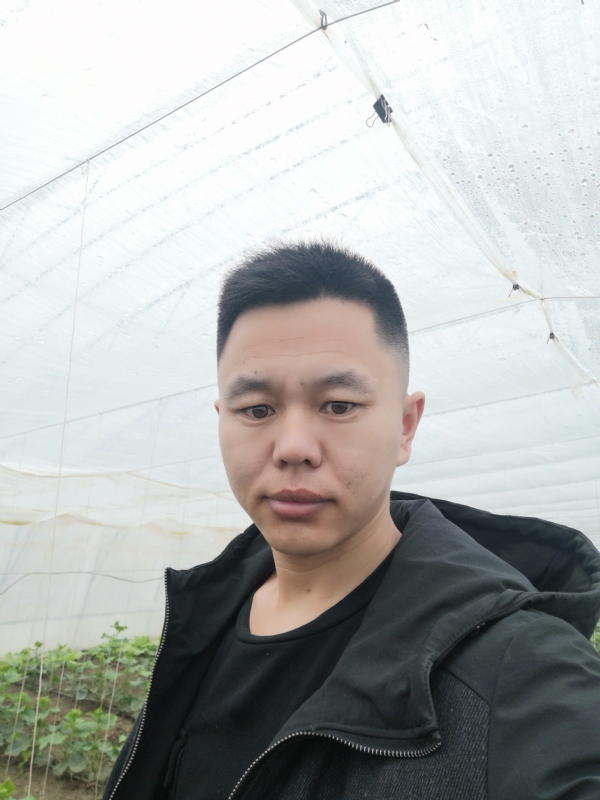 宇成的第一张照片--青岛相亲服务中心