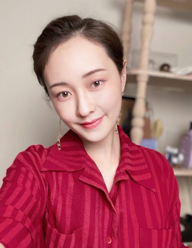 Betty的第二张照片--青岛相亲服务中心