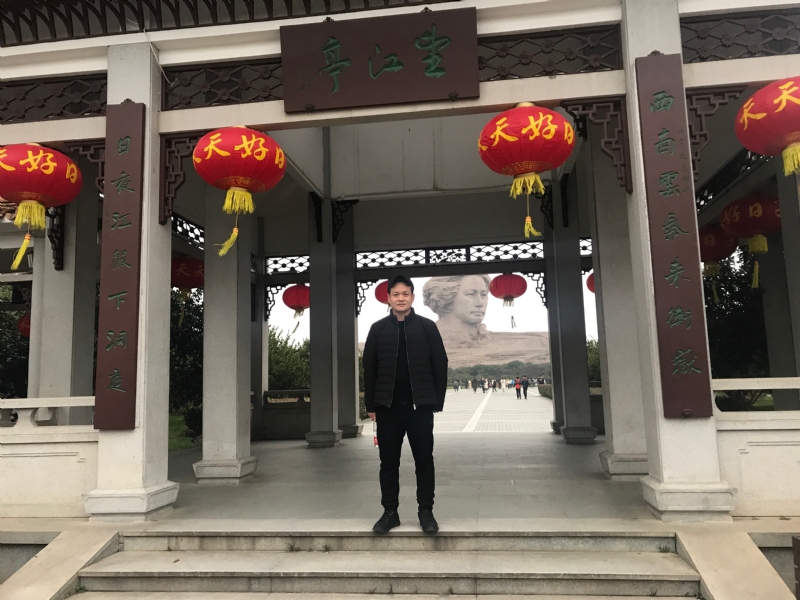 风继续吹的第一张照片--青岛相亲服务中心