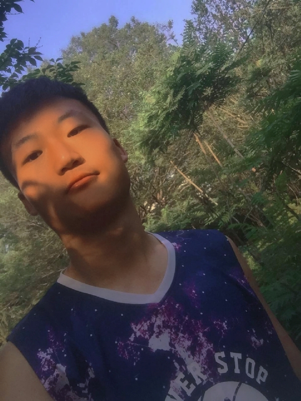 夏日的第一张照片--青岛相亲服务中心