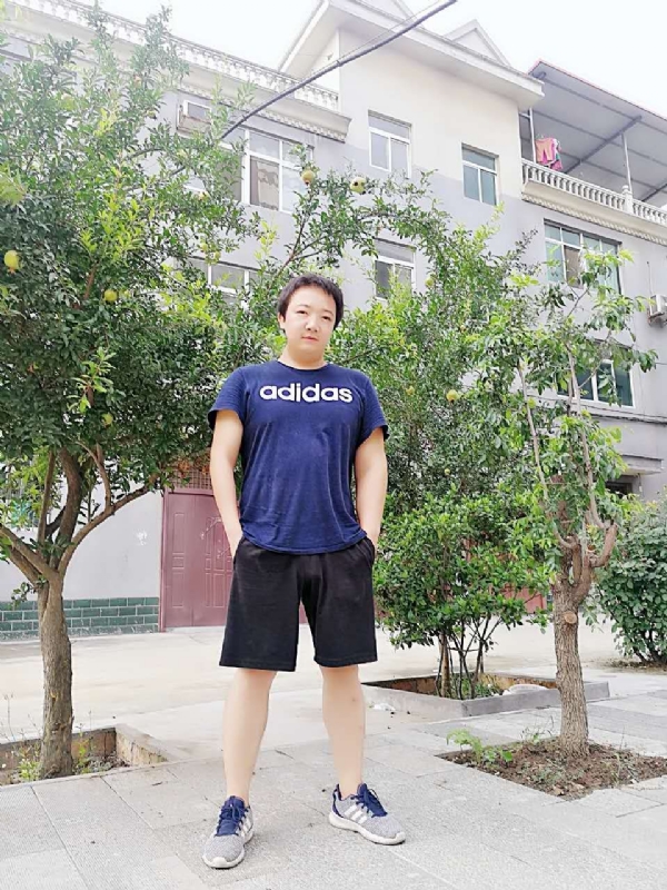 小宇的第一张照片--青岛相亲服务中心