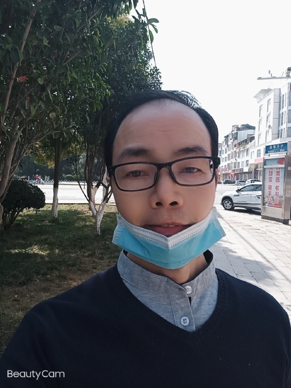 开心生活的第一张照片--青岛相亲服务中心
