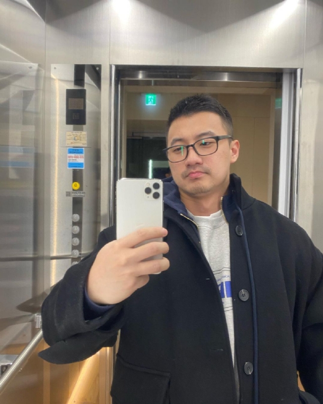 马甲线的第一张照片--青岛相亲服务中心