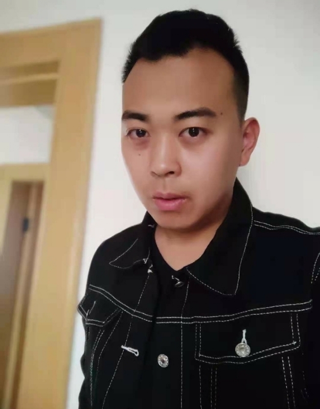 天边一丝风的第一张照片--青岛相亲服务中心