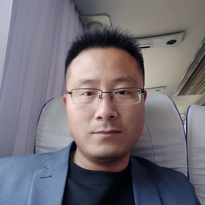 桑业挺的第一张照片--青岛相亲服务中心