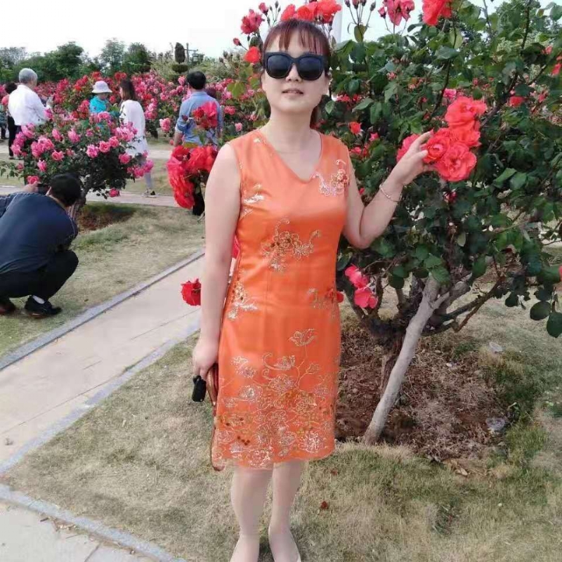 yunerfei的第三张照片--青岛相亲服务中心