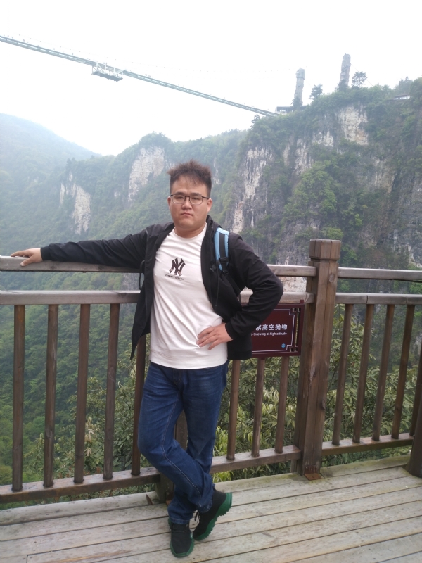 简单的第一张照片--青岛相亲服务中心