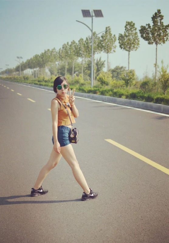 尤尤的第一张照片--青岛相亲服务中心