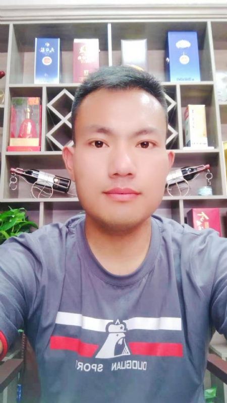 钱乾的第一张照片--青岛相亲服务中心