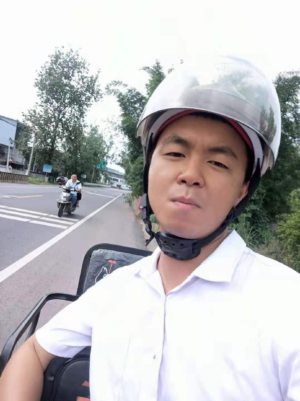 紧张死了的第一张照片--青岛相亲服务中心