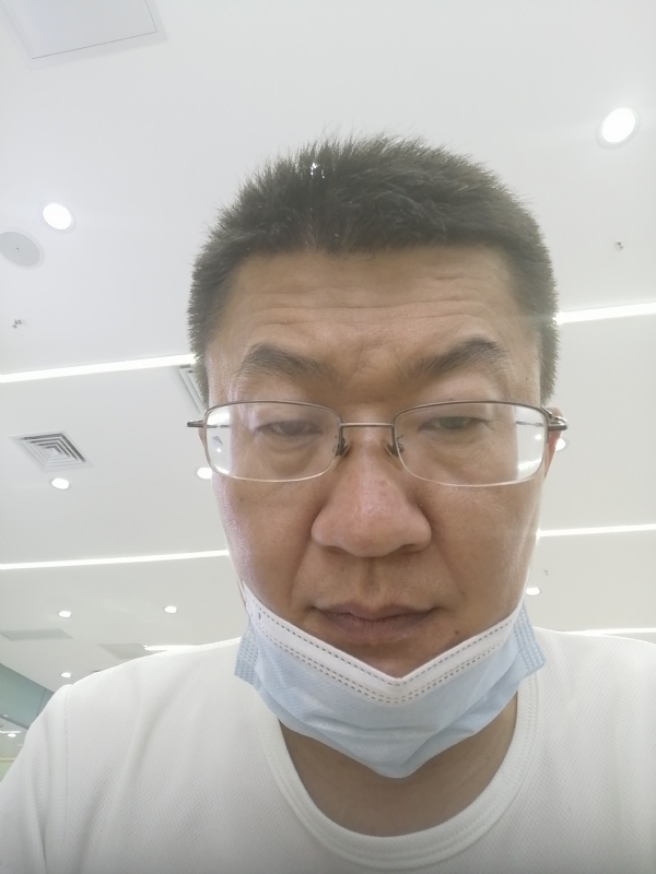 无奈的第一张照片--青岛相亲服务中心