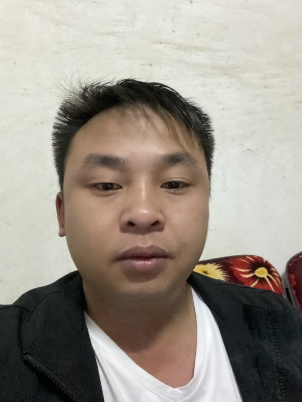 啊呜的第一张照片--青岛相亲服务中心