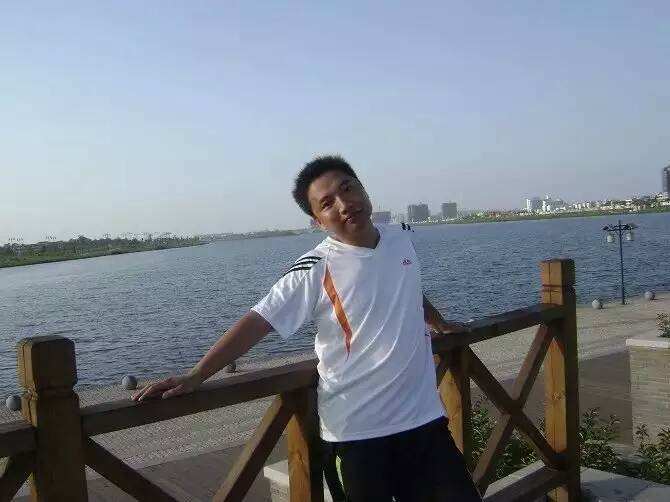 才乡痴情的第二张照片--青岛相亲服务中心
