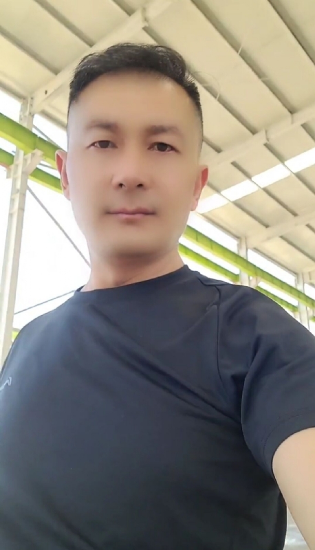 ZHANGHAO的第一张照片--青岛相亲服务中心