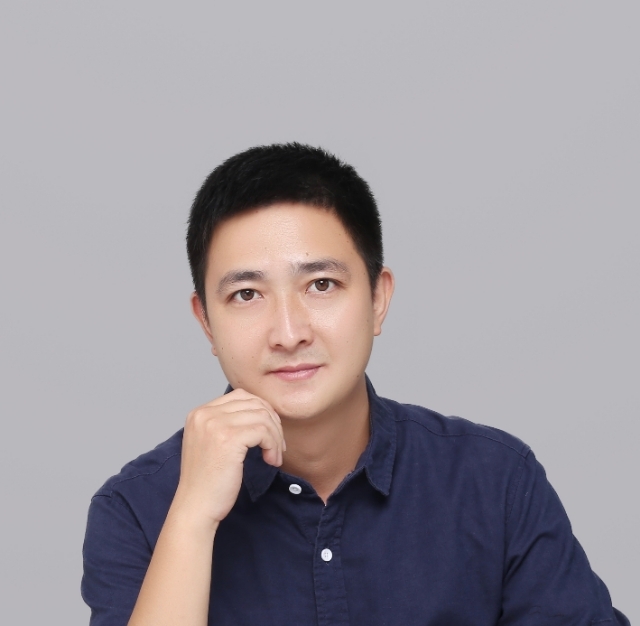 小丑的第一张照片--青岛相亲服务中心