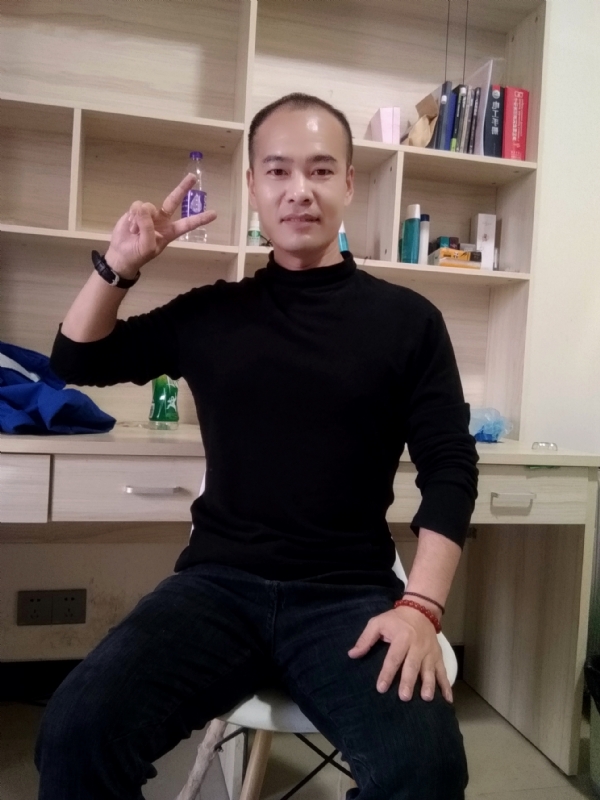 熊大与熊二的第一张照片--青岛相亲服务中心