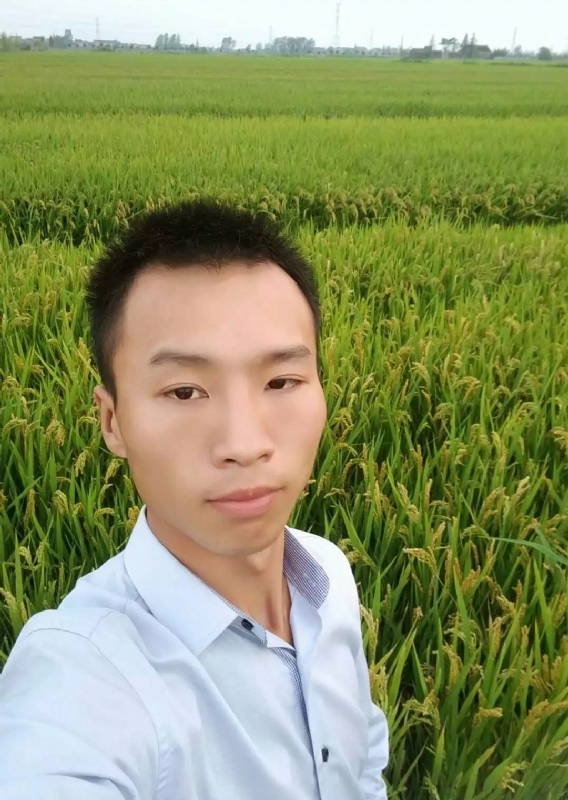 等待远方的你的第一张照片--青岛相亲服务中心