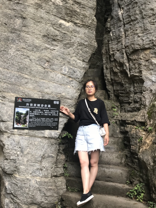 凭实力单身的第一张照片--青岛相亲服务中心