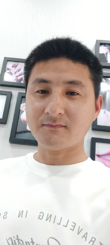 后来的第一张照片--青岛相亲服务中心